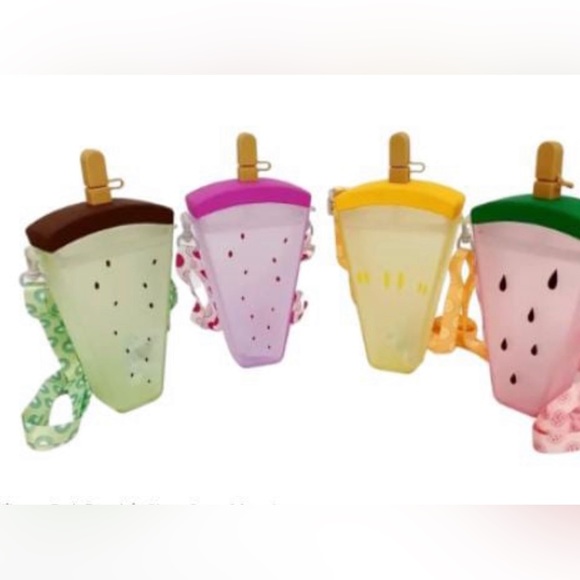 Fruit cups - Picture 2 of 2